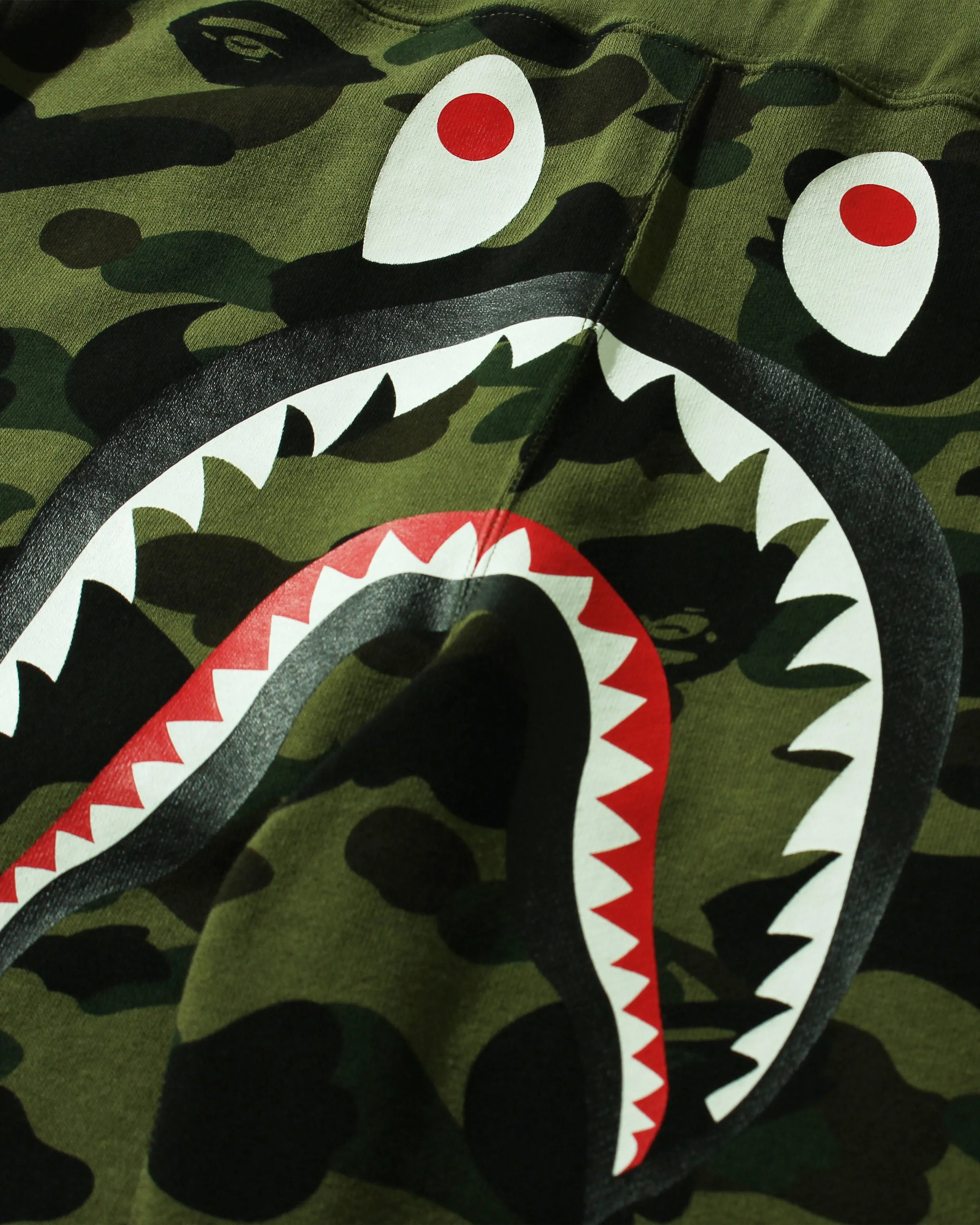 BAPE 1ST CAMO SHARK SLIM FIT SWEAT PANTS