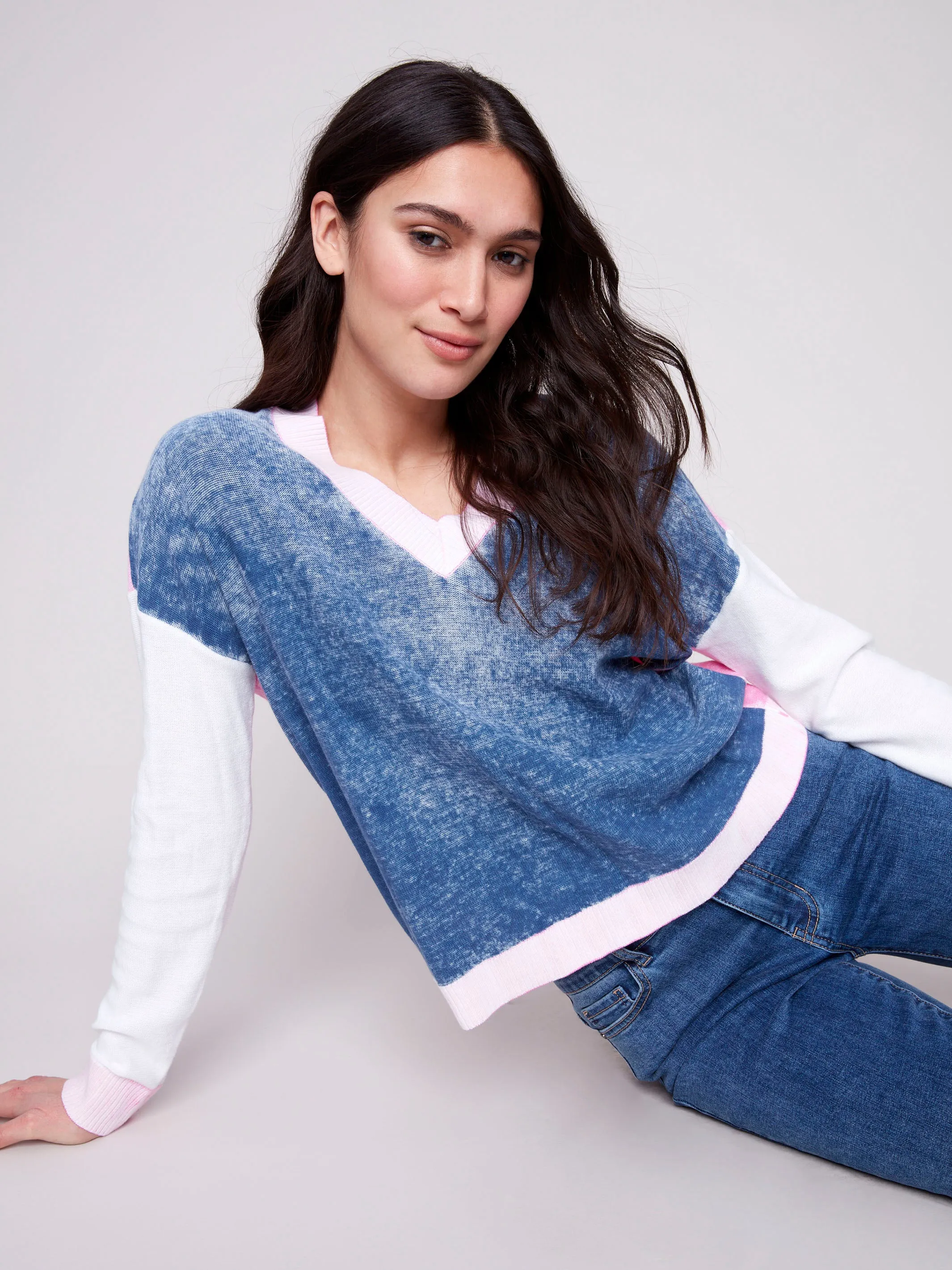 Color Block V-Neck Sweater - Denim