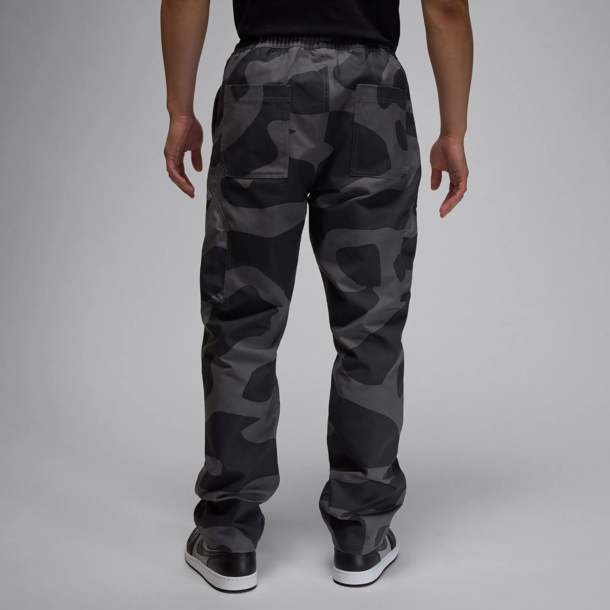 ESSENTIAL CHICAGO PANTS IRON GREY