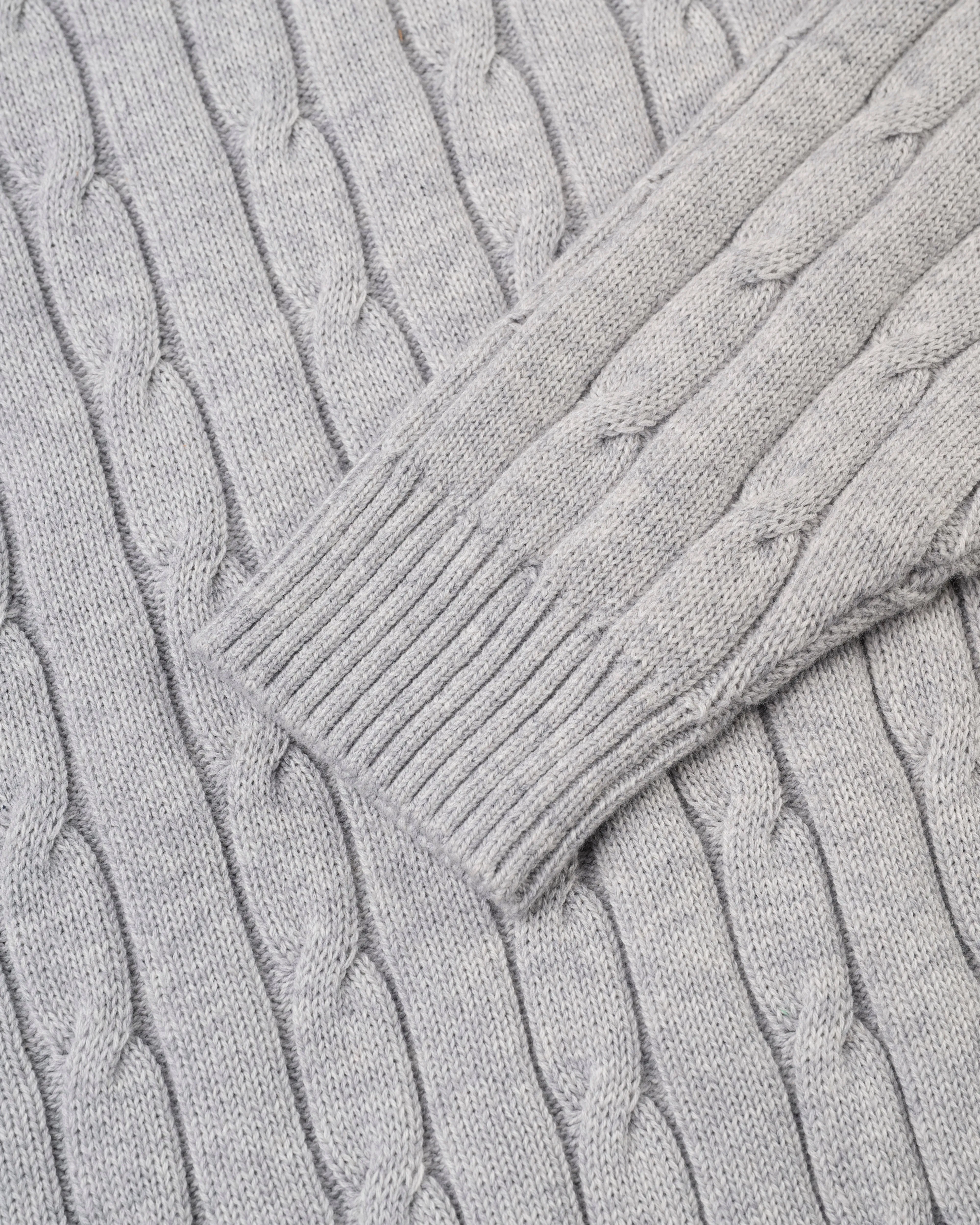 LIGHT GREY COTTON/CASHMERE CABLE CREWNECK
