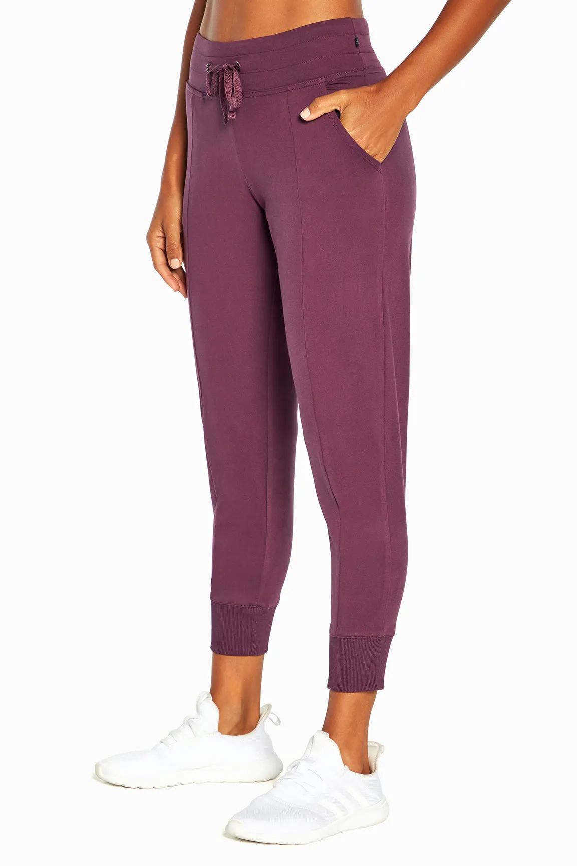 Mona Jogger