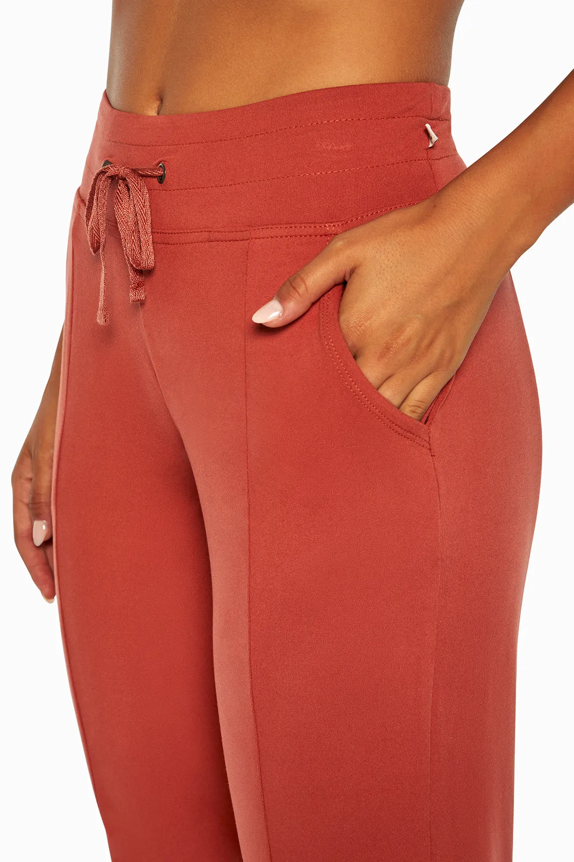 Mona Jogger