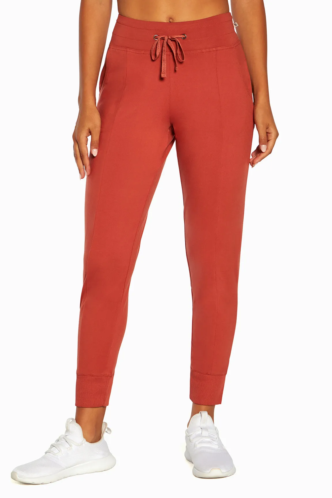 Mona Jogger