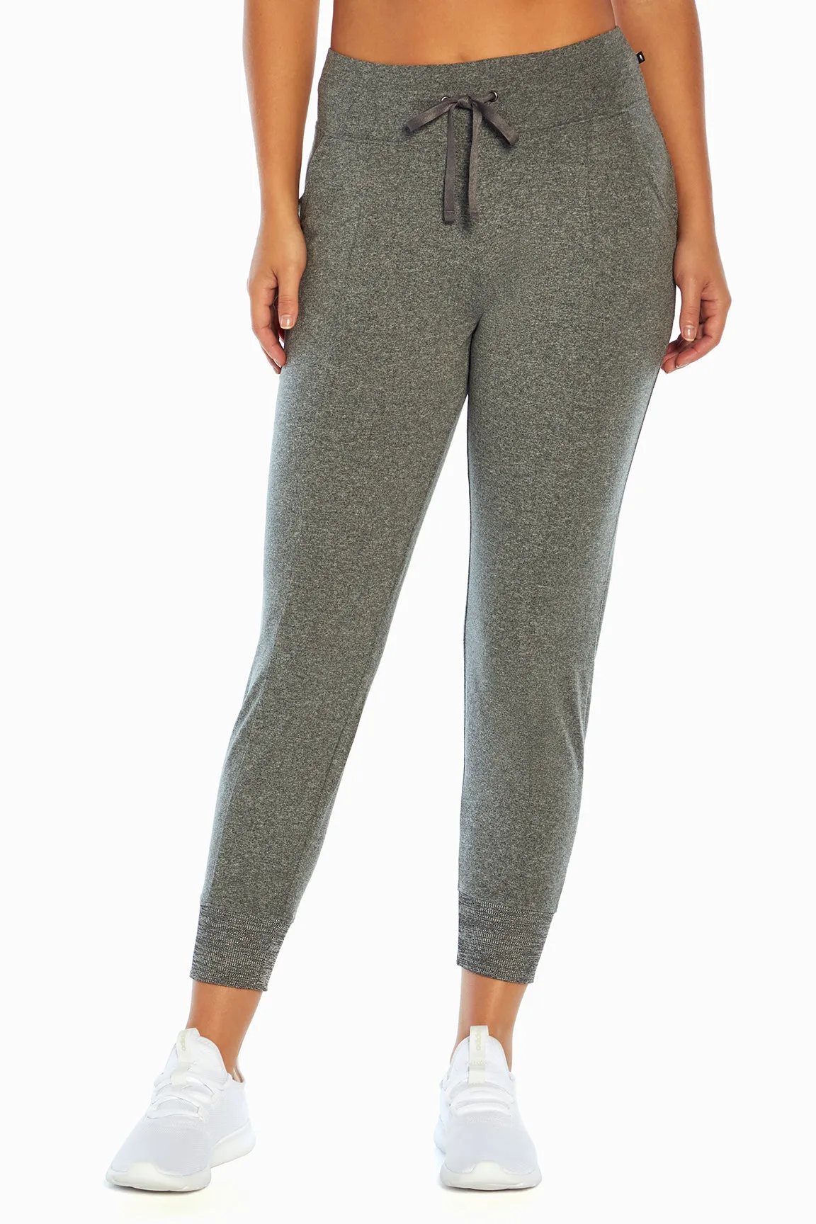 Mona Jogger