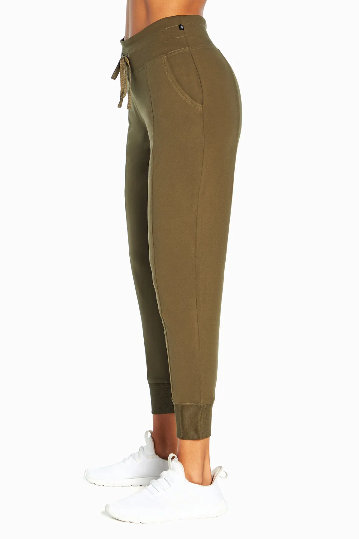 Mona Jogger