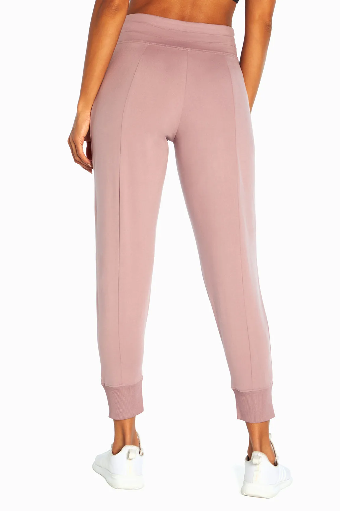 Mona Jogger