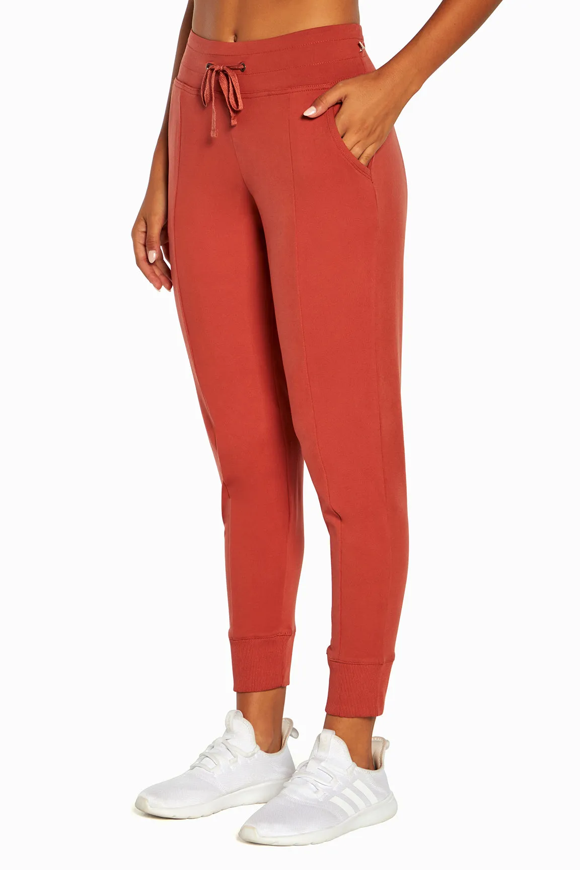 Mona Jogger
