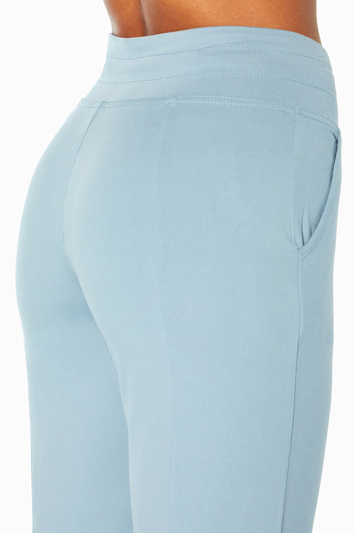 Mona Jogger