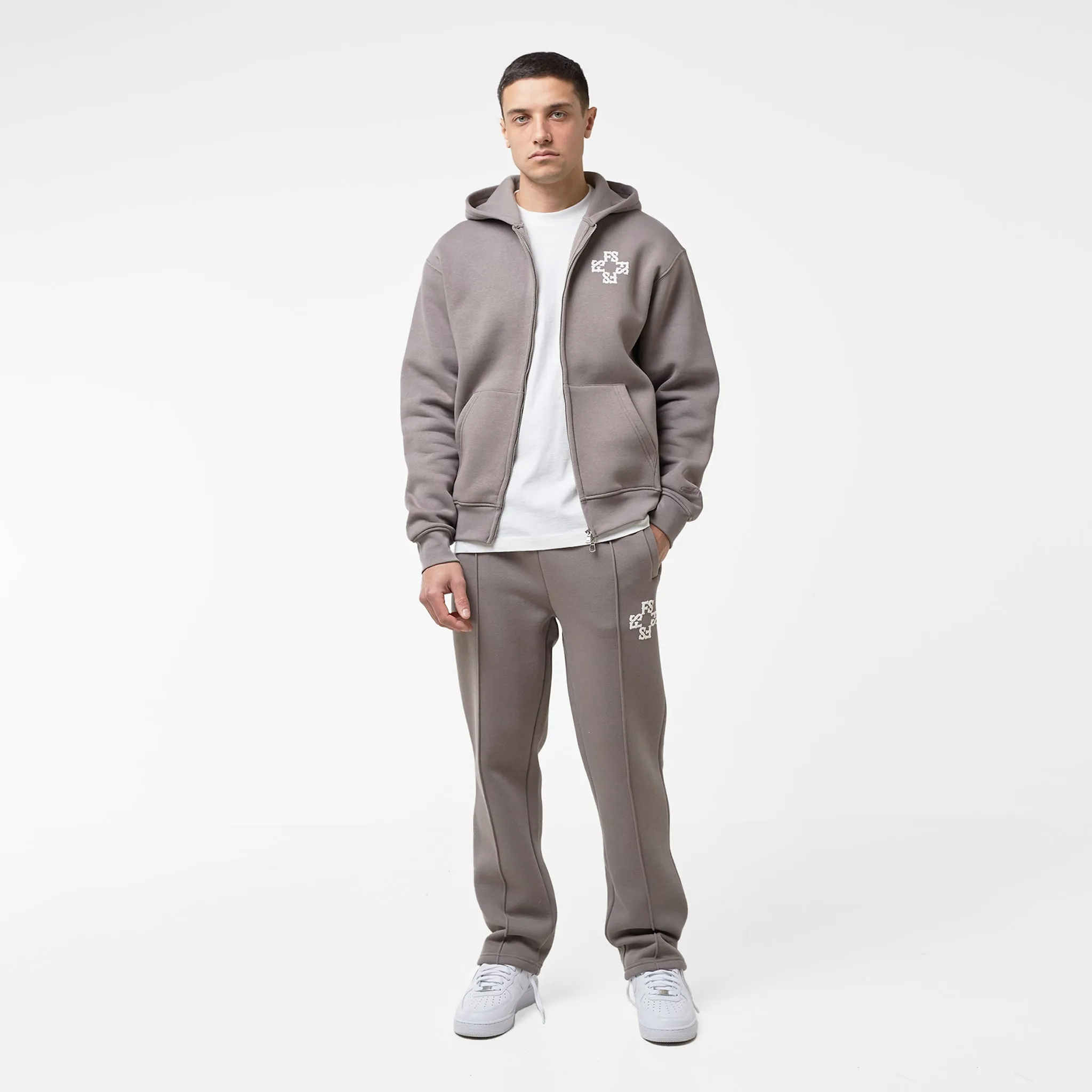 Monogram Open Hem Jogger | Walnut Brown