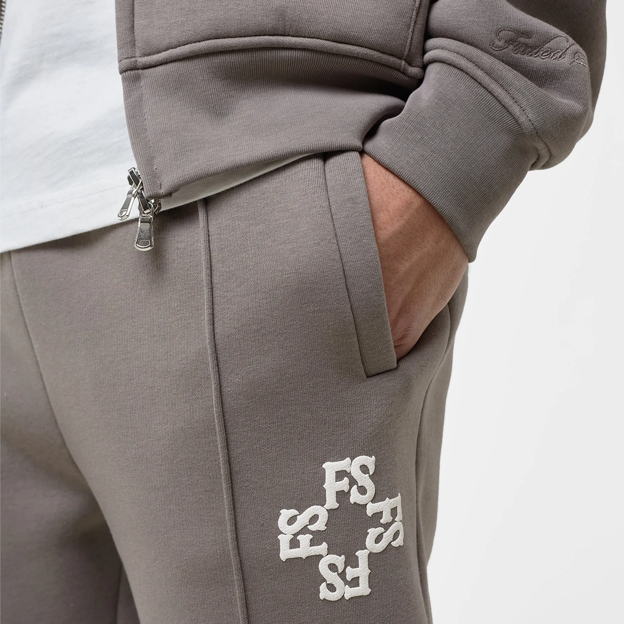Monogram Open Hem Jogger | Walnut Brown