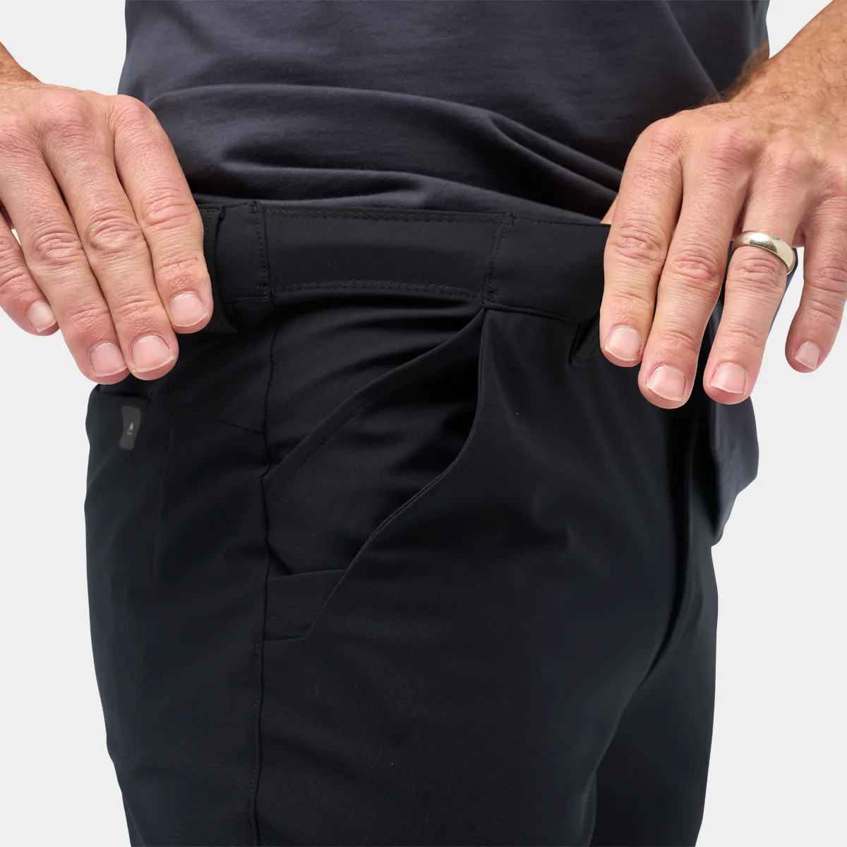 Outset Pant - Slim Fit