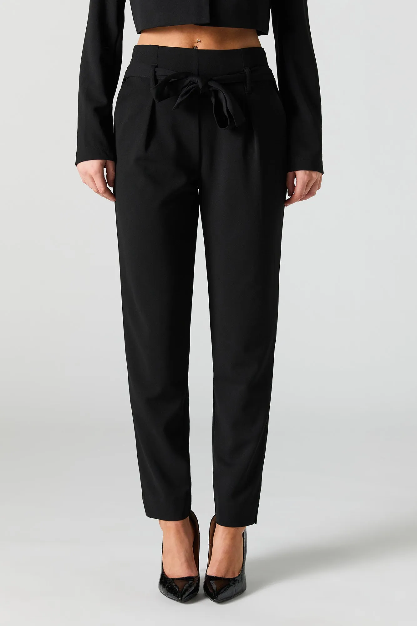 Pantalon habillé mince avec ceinture