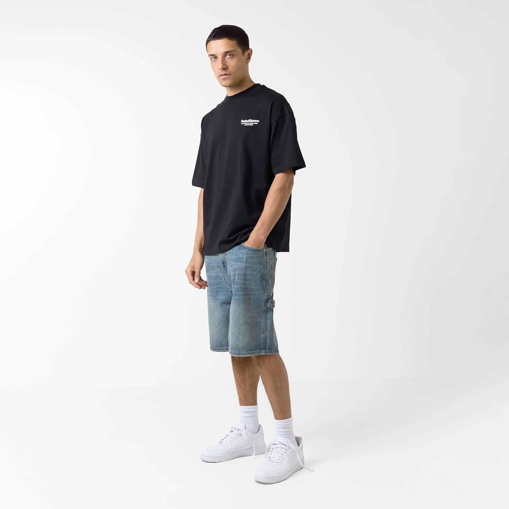 Resort View T-Shirt | Black