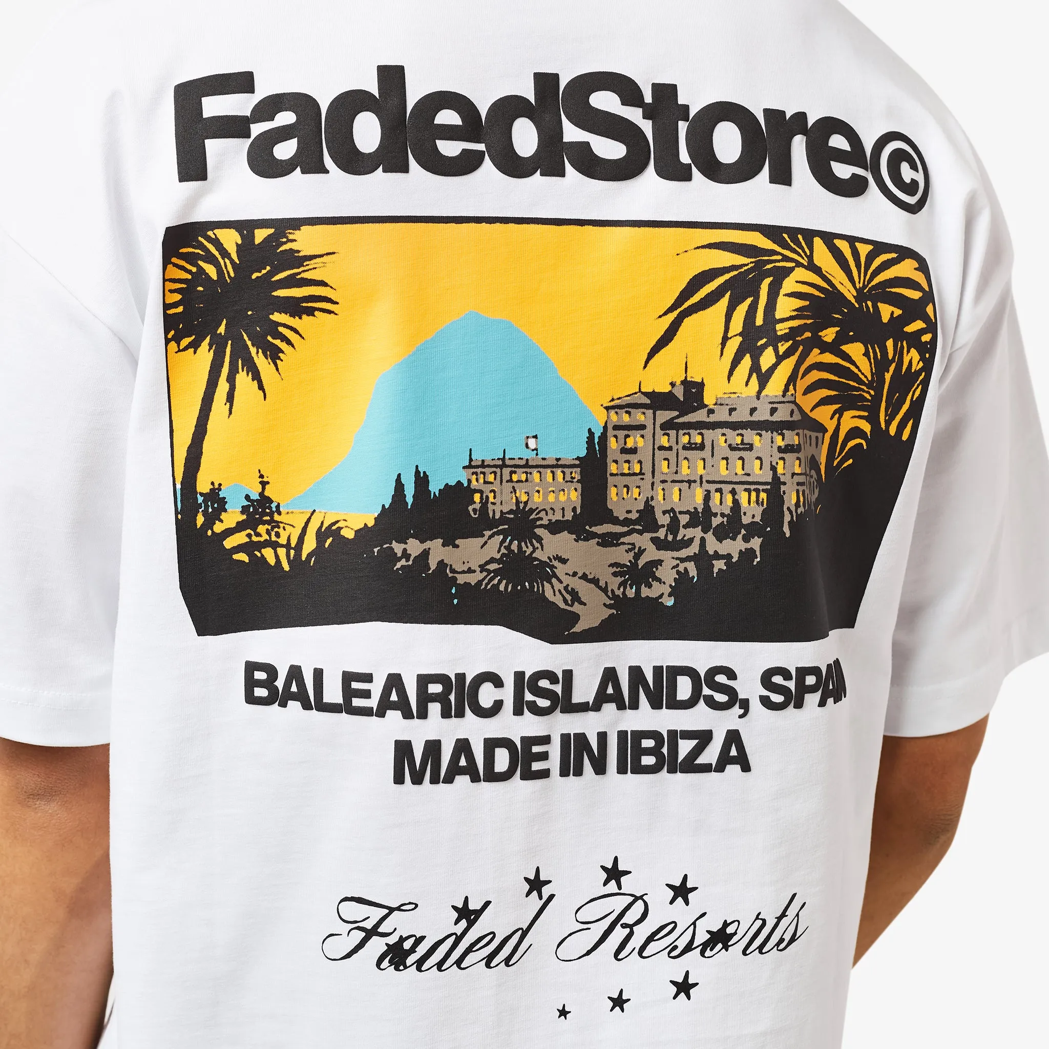 Resort View T-Shirt | White