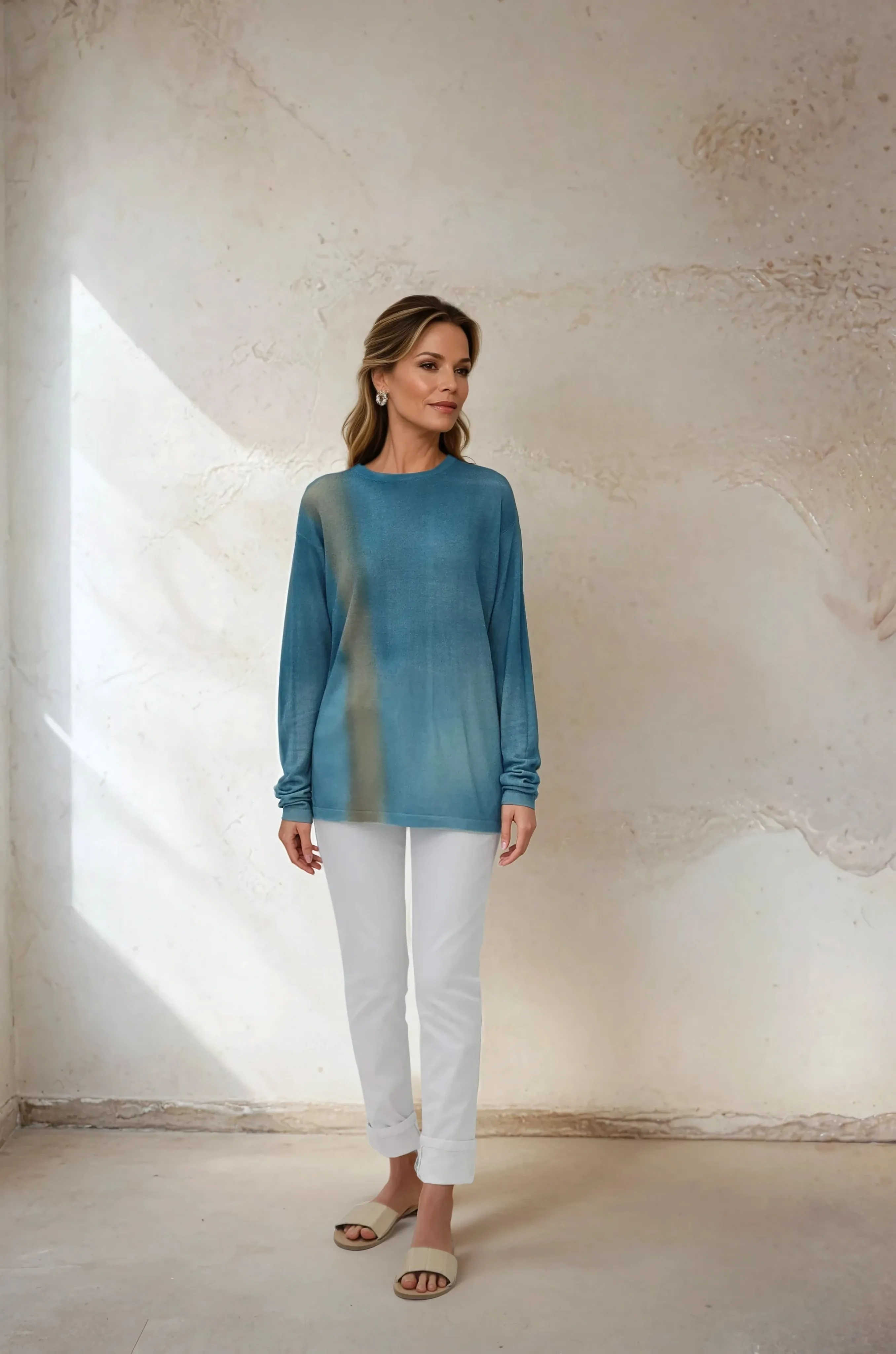 SHILOH CREW IN HAND-DYED CASHMERE TURQUOISE SAND