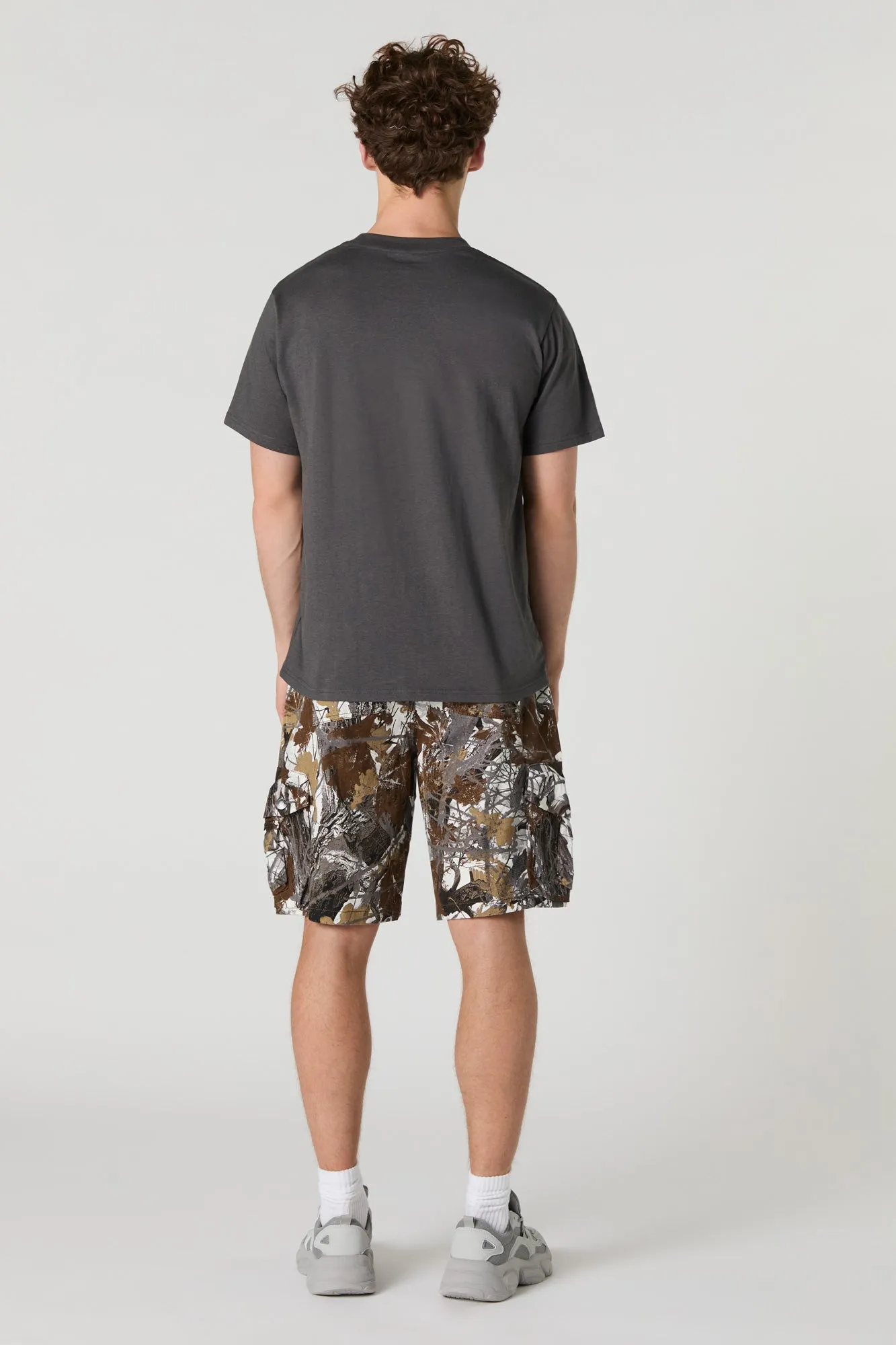 Short cargo boutonné avec poches multiples
