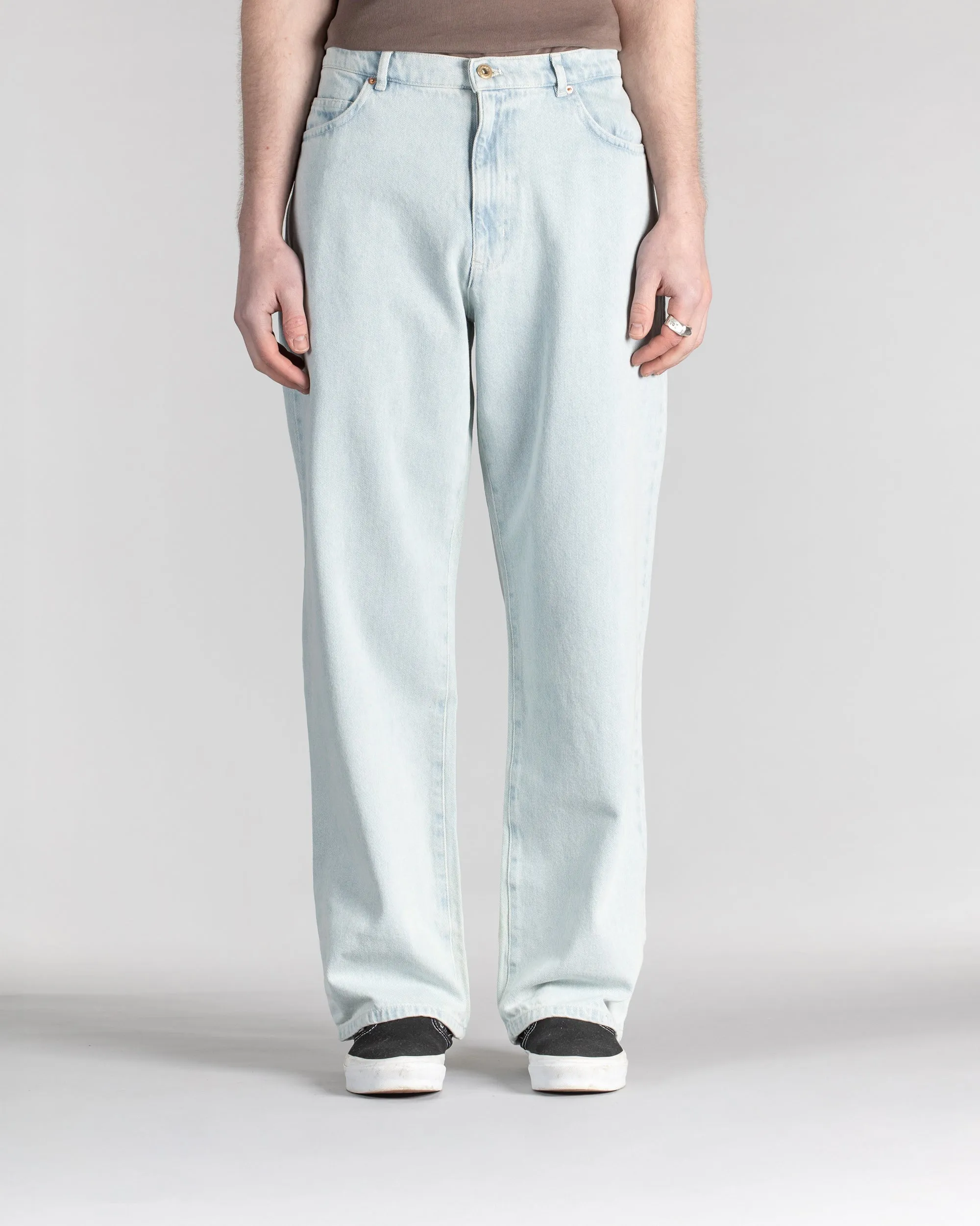Standard 5 (Lite Blue Denim)